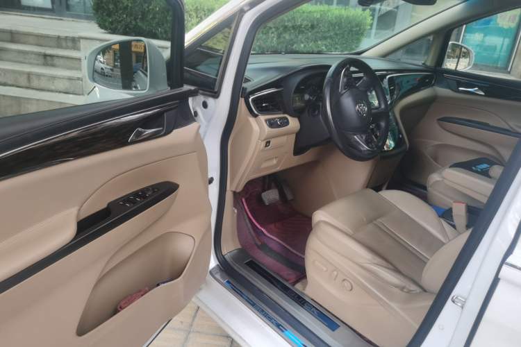 Used Buick GL8 2018 ES 28T Luxury Model China VI Standard Driver Seat