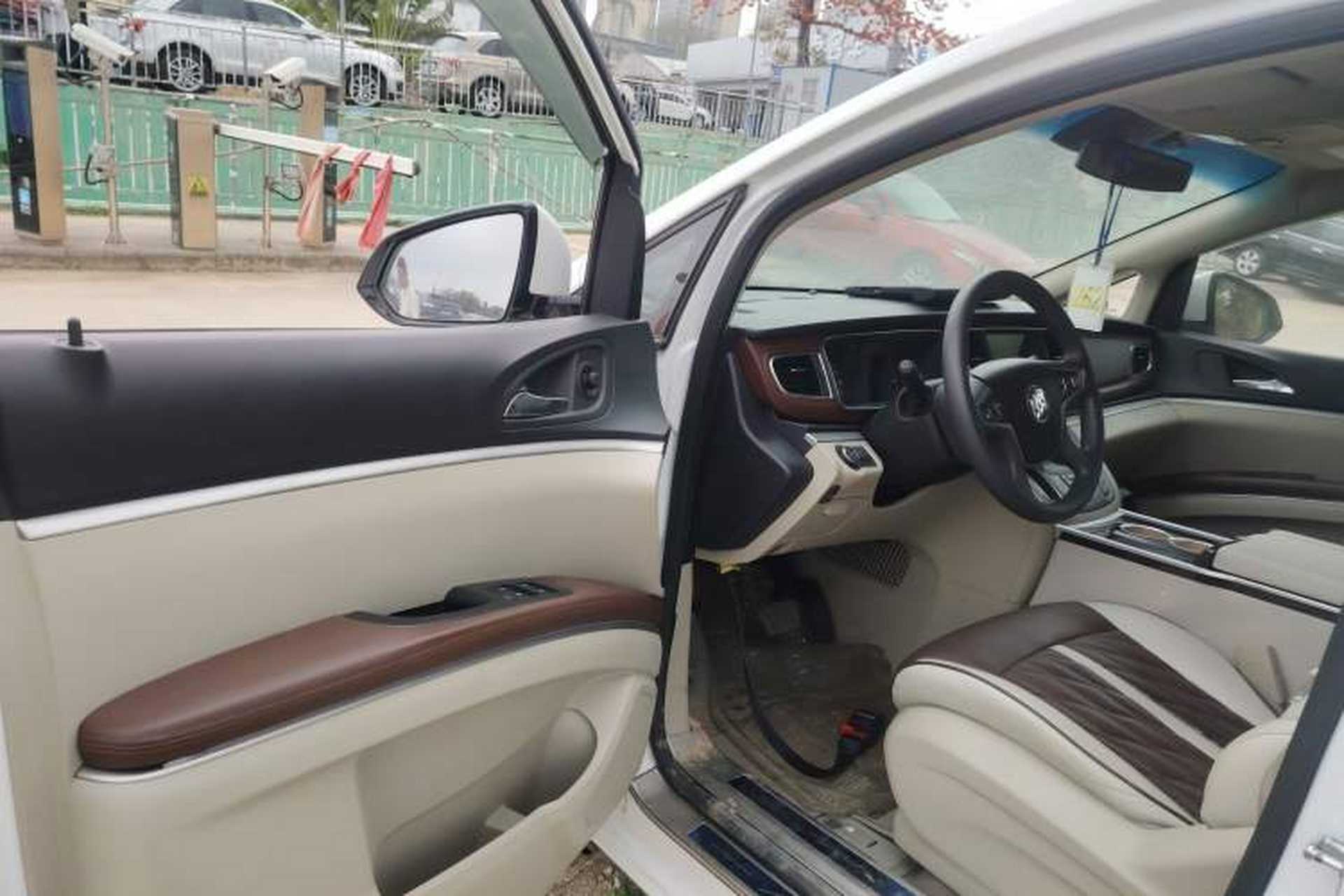 Used Buick GL8 2018 28T Comfort Model China VI Standard Driver Seat