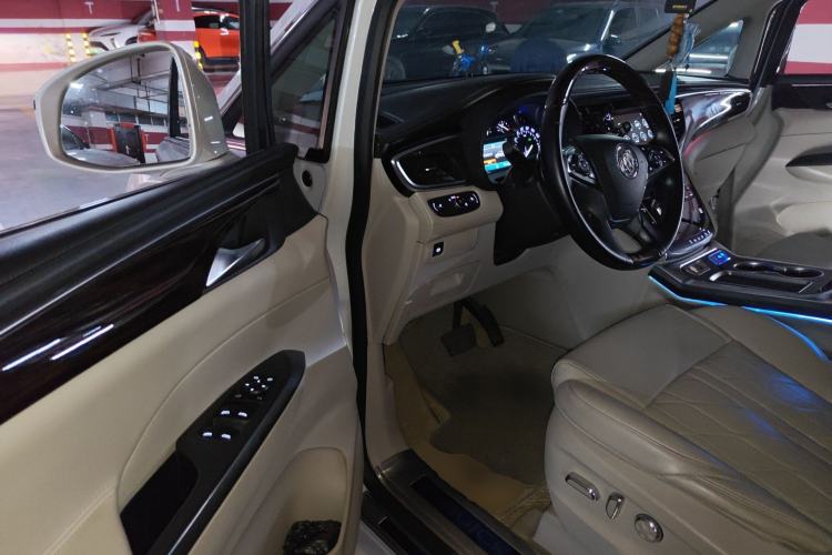 Used Buick GL8 2018 ES 28T Comfort Model China VI Standard Driver Seat
