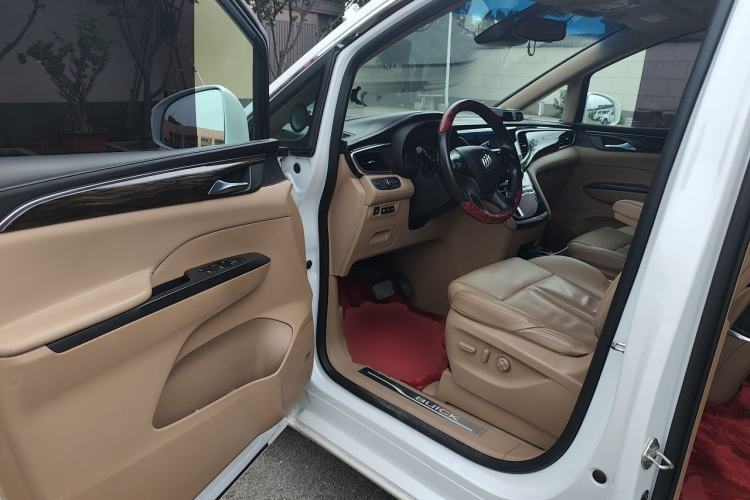 Used Buick GL8 2018 ES 28T Flagship Model China VI Standard Driver Seat