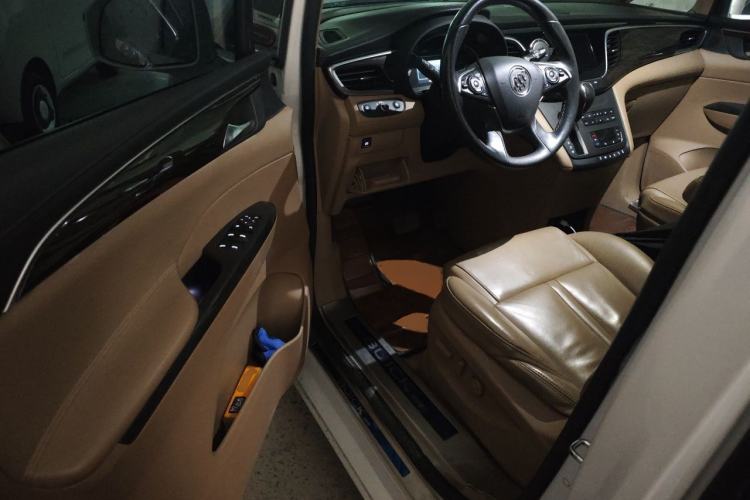 Used Buick GL8 2018 ES 28T Premium Model China VI Standard Driver Seat