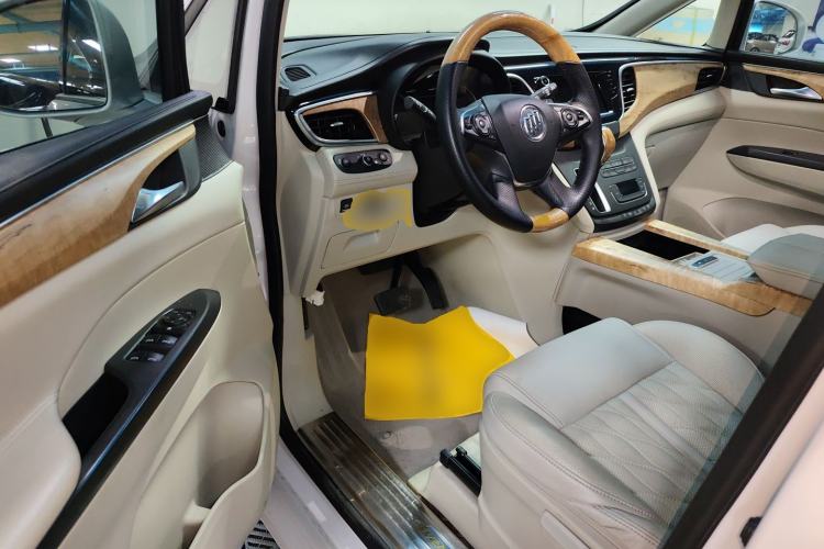 Used Buick GL8 2018 ES 28T Comfort Model China VI Standard Driver Seat