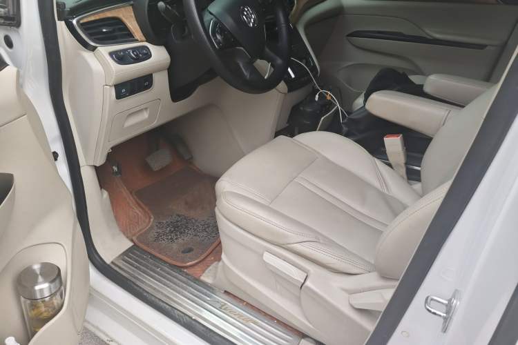 Used Buick GL8 2018 ES 28T Comfort Model China VI Standard Driver Seat