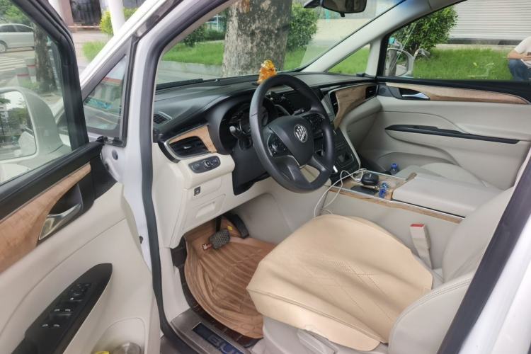 Used Buick GL8 2018 ES 28T Comfort Model China VI Standard Driver Seat