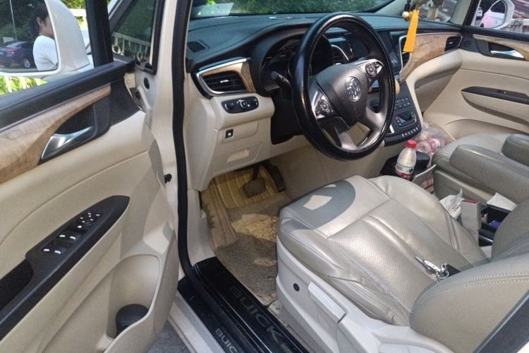 Used Buick GL8 2018 ES 28T Comfort Model China VI Standard Driver Seat