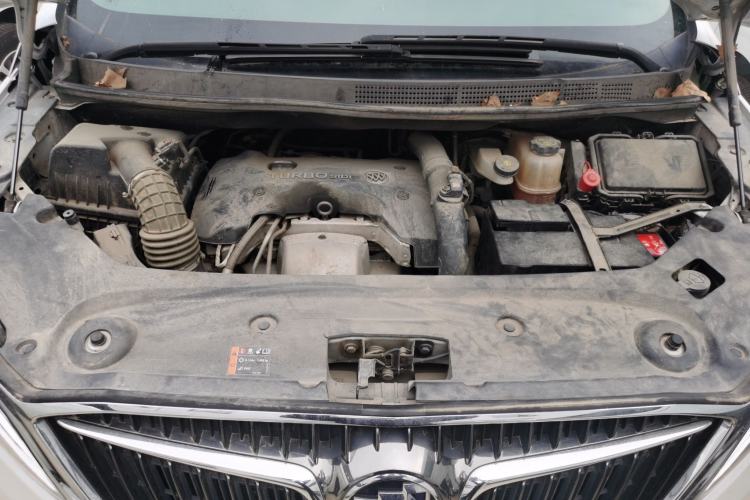 Used Buick GL8 2018 ES 28T Luxury Model China VI Standard Engine Bay