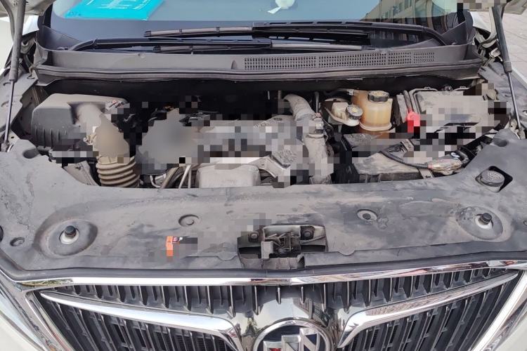 Used Buick GL8 2018 ES 28T Comfort Model China VI Standard Engine Bay