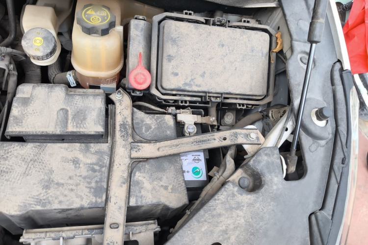Used Buick GL8 2018 ES 28T Comfort Model China VI Standard Engine Bay Left