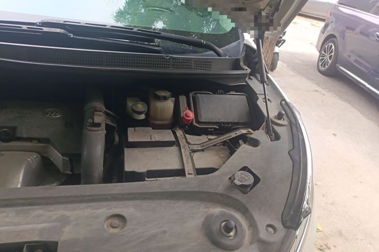 Used Buick GL8 2018 ES 28T Comfort Model China VI Standard Engine Bay Left