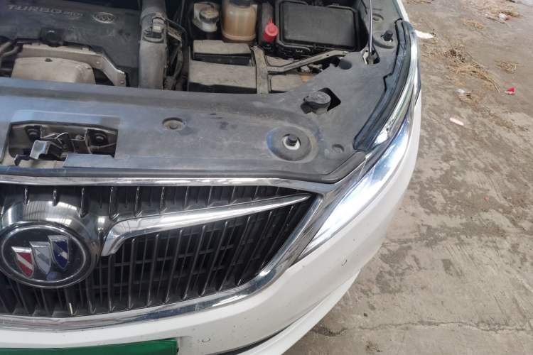 Used Buick GL8 2018 ES 28T Flagship Model China VI Standard Engine Bay Left