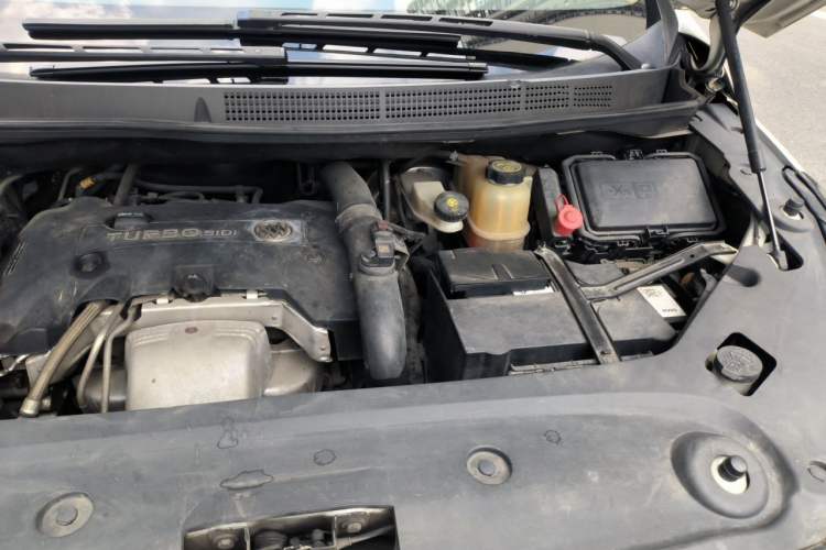 Used Buick GL8 2018 ES 28T Luxury Model China VI Standard Engine Bay Left