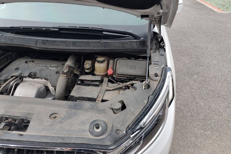 Used Buick GL8 2018 ES 28T Flagship Model China VI Standard Engine Bay Left