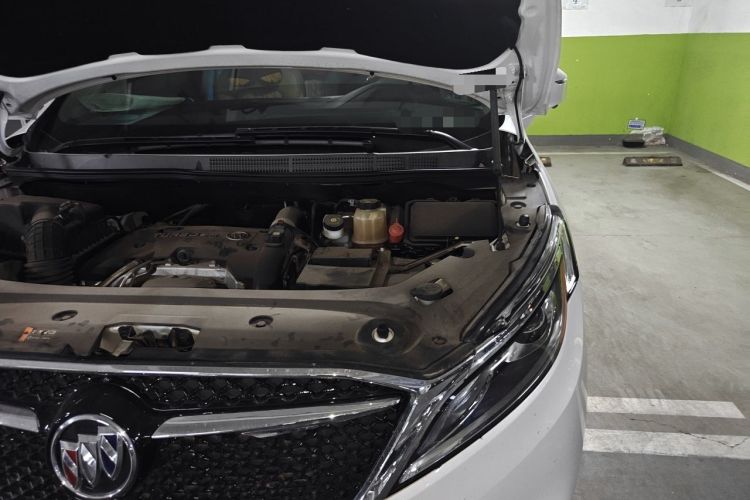 Used Buick GL8 2018 ES 28T Comfort Model China VI Standard Engine Bay Left