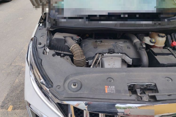 Used Buick GL8 2018 ES 28T Comfort Model China VI Standard Engine Bay Right