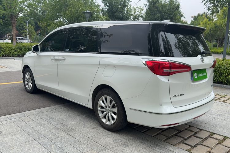 Used Buick GL8 2018 ES 28T Comfort Model China VI Standard Exterior 1