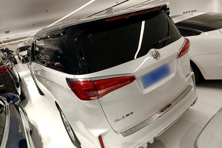 Used Buick GL8 2018 ES 28T Comfort Model China VI Standard Exterior 2