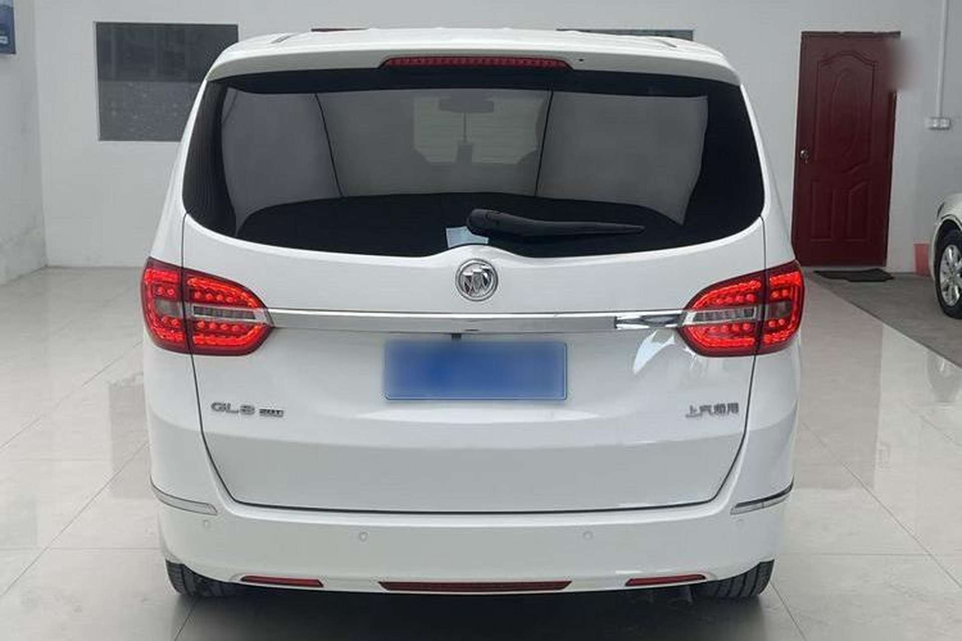 Used Buick GL8 2018 28T Comfort Model China VI Standard Exterior 2