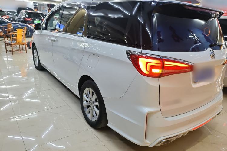 Used Buick GL8 2018 ES 28T Comfort Model China VI Standard Exterior 2