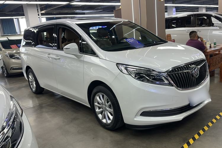 Used Buick GL8 2018 ES 28T Premium Model China VI Standard Exterior 3