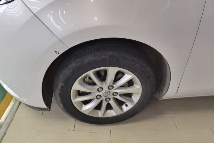 Used Buick GL8 2018 ES 28T Comfort Model China VI Standard Exterior 4