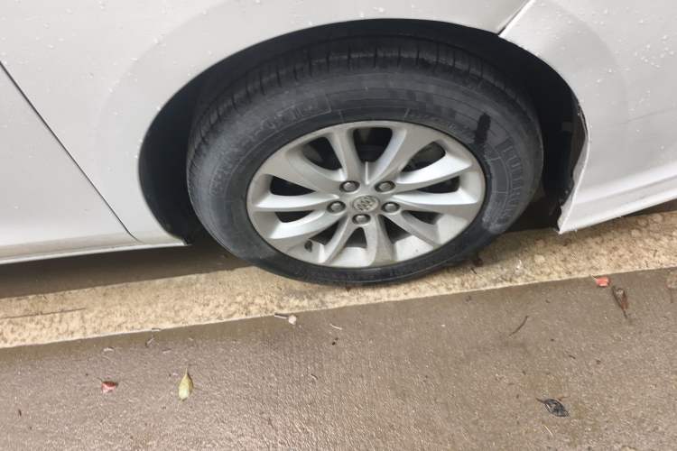 Used Buick GL8 2018 ES 28T Comfort Model China VI Standard Exterior 7