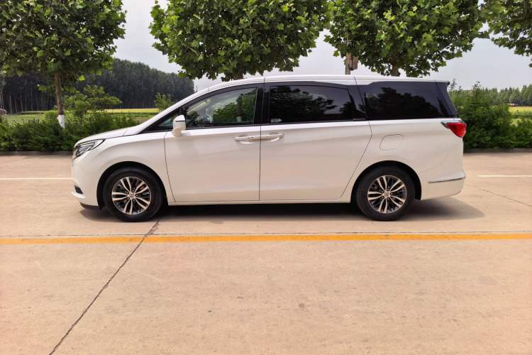 Used Buick GL8 2018 ES 28T Luxury Model China VI Standard Exterior 7