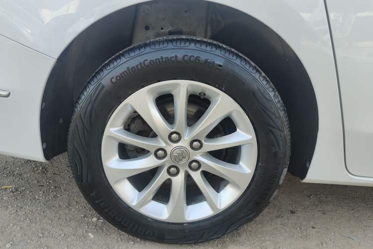 Used Buick GL8 2018 ES 28T Premium Model China VI Standard Exterior 8