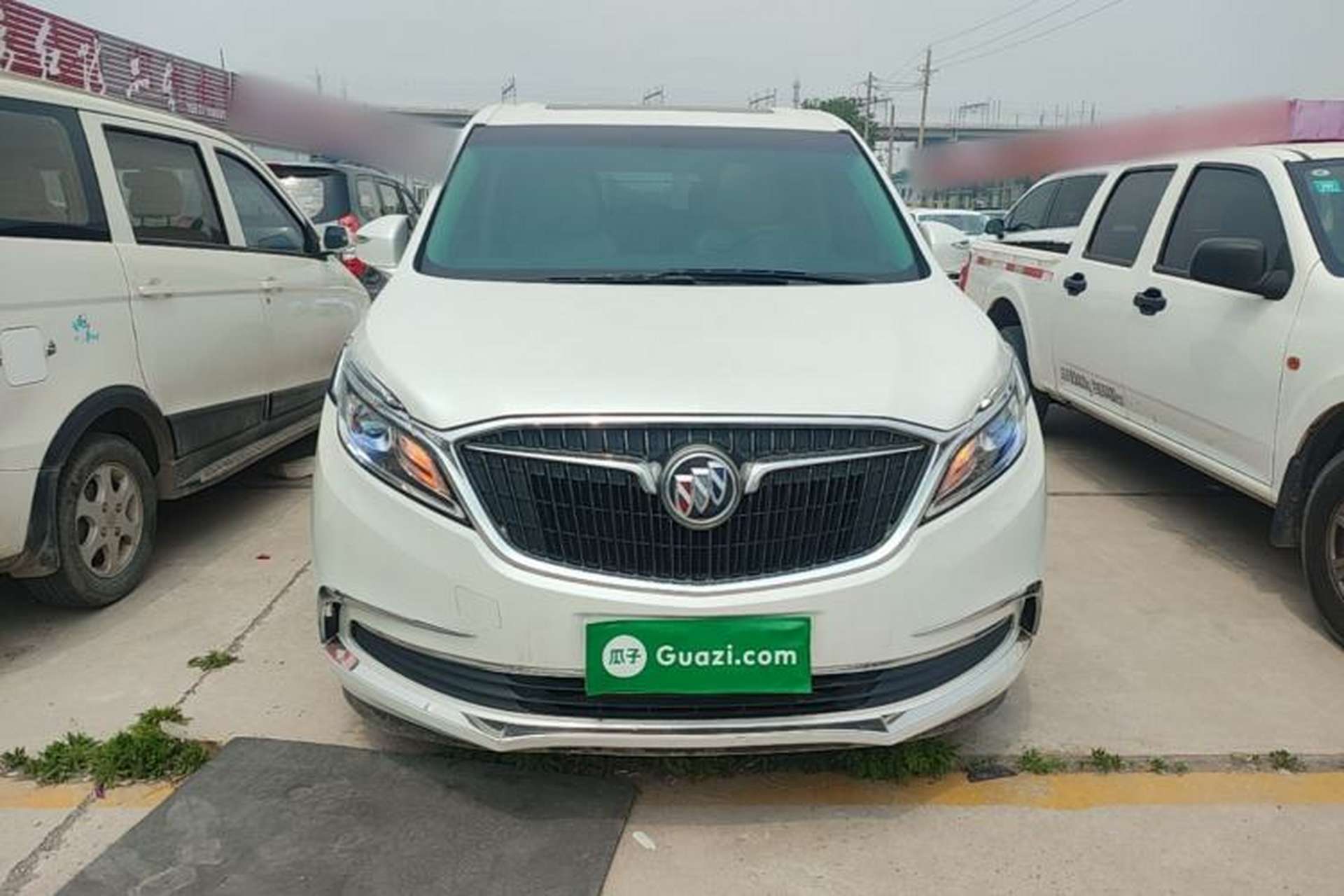Used Buick GL8 2018 ES 28T Comfort Model China VI Standard Front