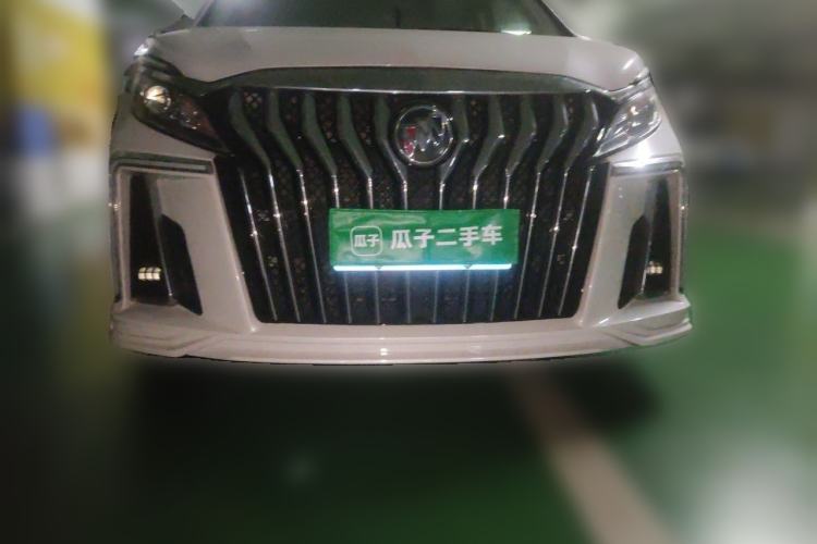 Used Buick GL8 2018 ES 28T Comfort Model China VI Standard Front
