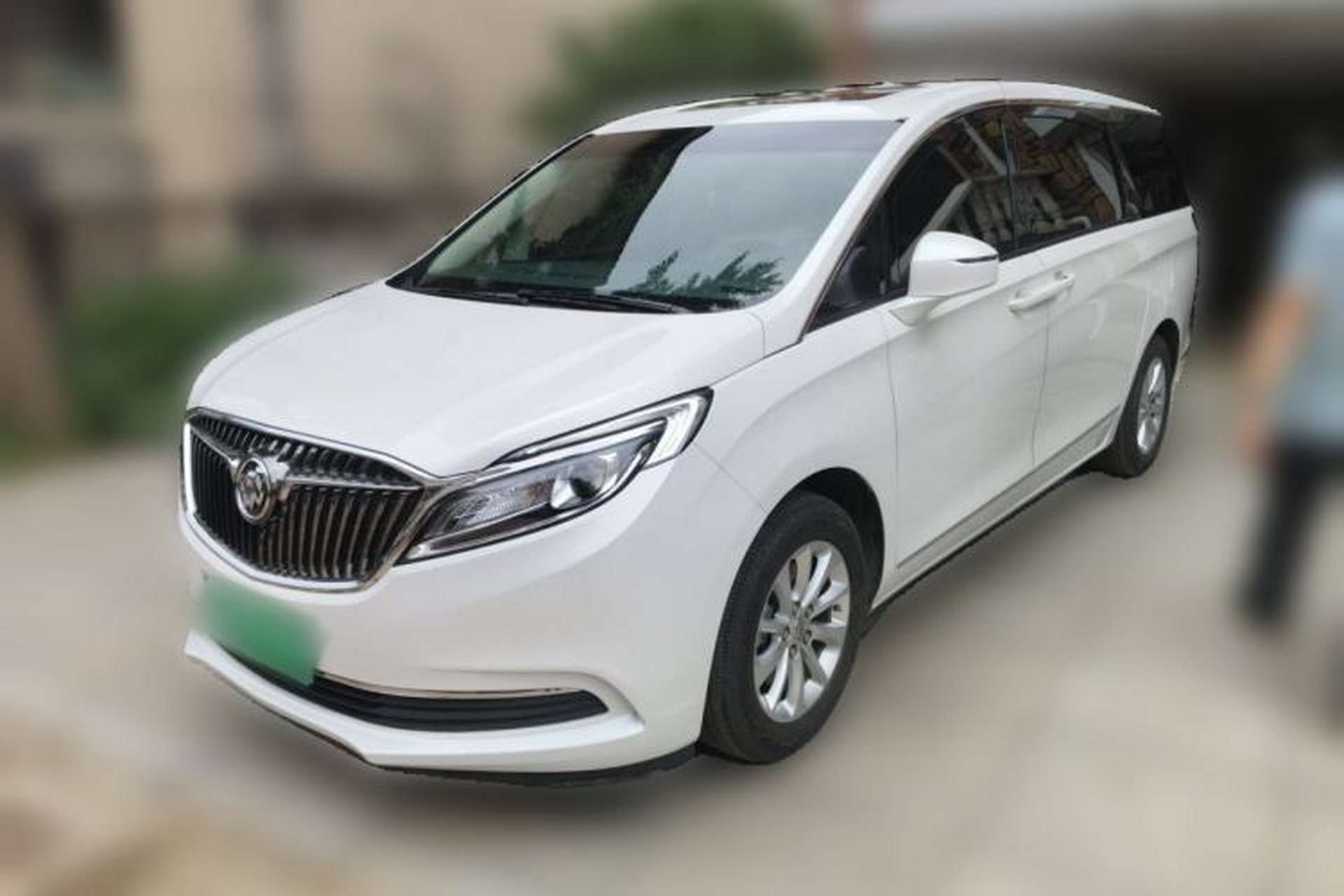 Used Buick GL8 2018 ES 28T Comfort Model China VI Standard Front Left 45 Deg