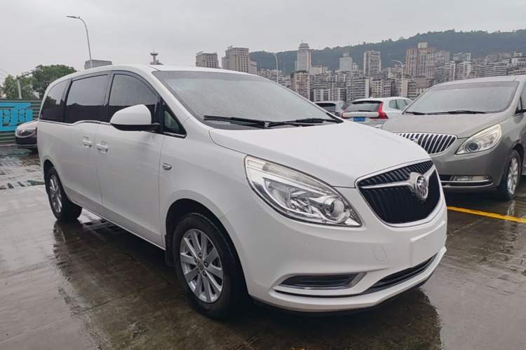 Used Buick GL8 2018 28T Comfort Model China VI Standard Front Right 45 Deg