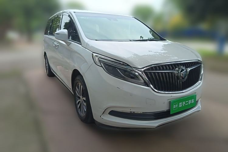 Used Buick GL8 2018 ES 28T Flagship Model China VI Standard Front Right 45 Deg