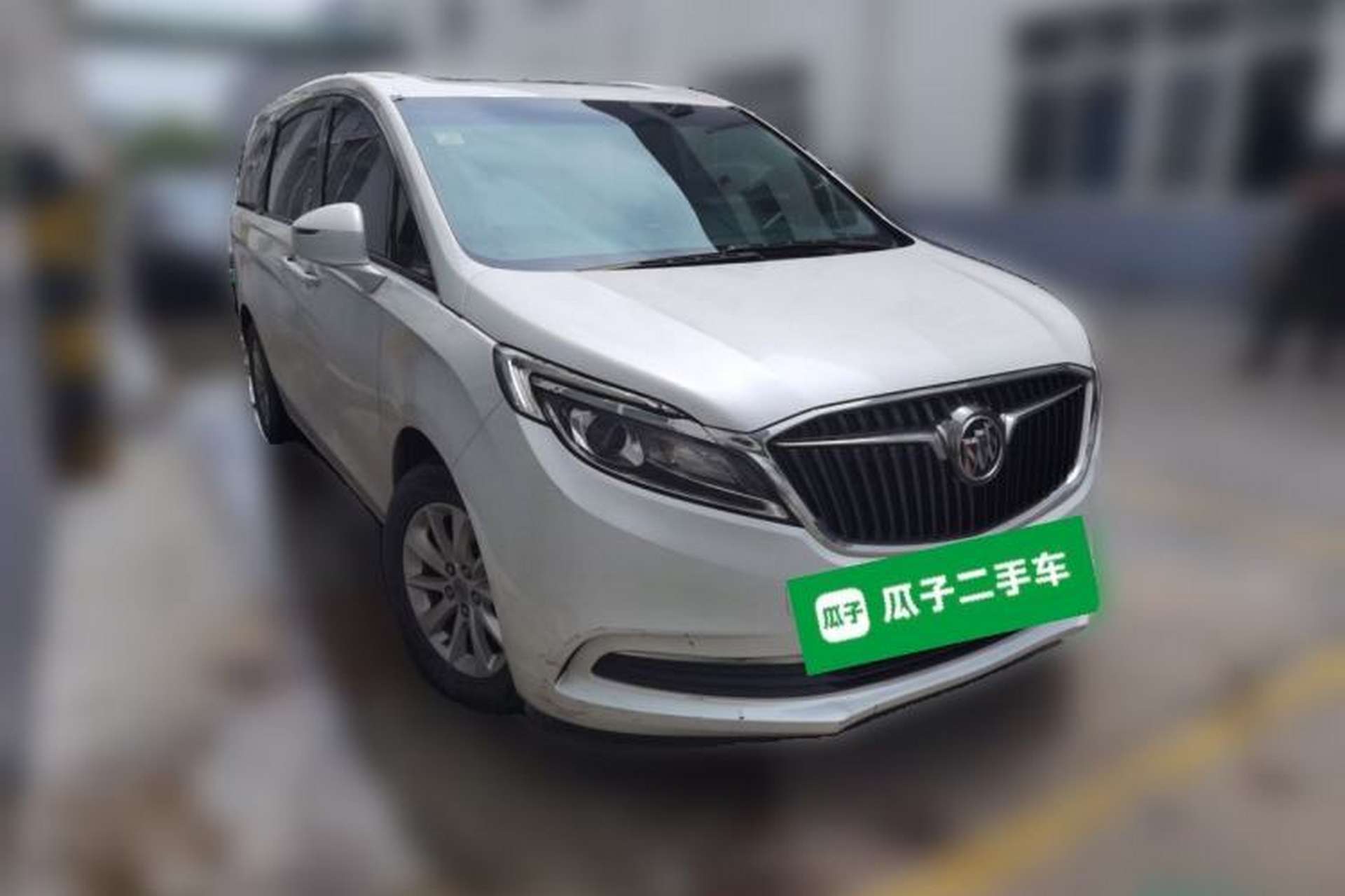 Used Buick GL8 2018 ES 28T Comfort Model China VI Standard Front Right 45 Deg