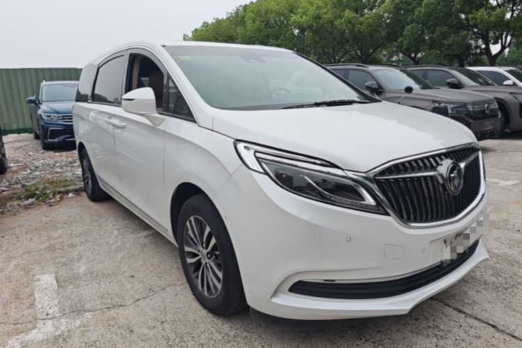 Used Buick GL8 2018 ES 28T Flagship Model China VI Standard Front Right 45 Deg