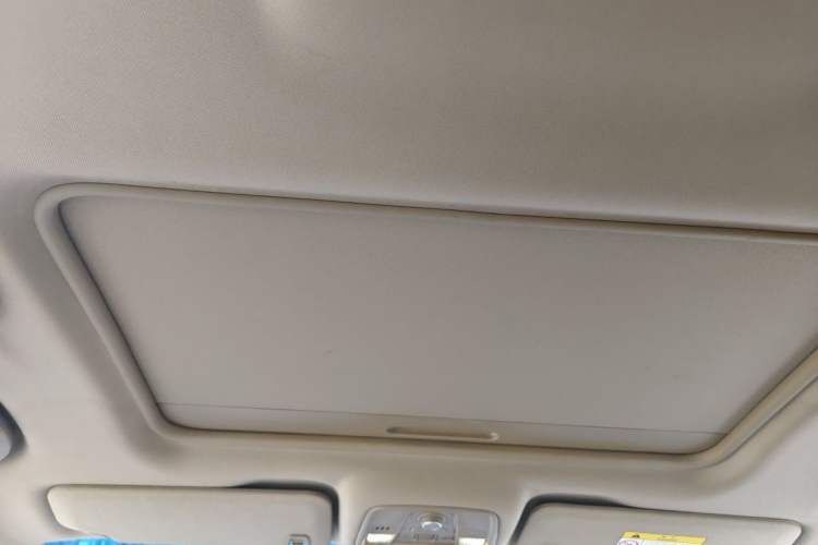 Used Buick GL8 2018 ES 28T Luxury Model China VI Standard Headliner