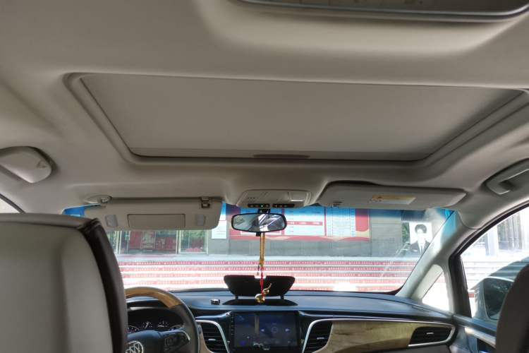 Used Buick GL8 2018 ES 28T Comfort Model China VI Standard Headliner
