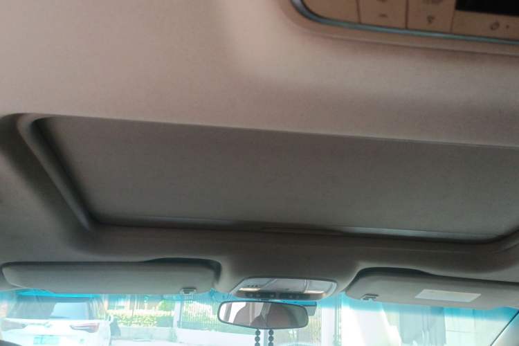 Used Buick GL8 2018 ES 28T Premium Model China VI Standard Headliner