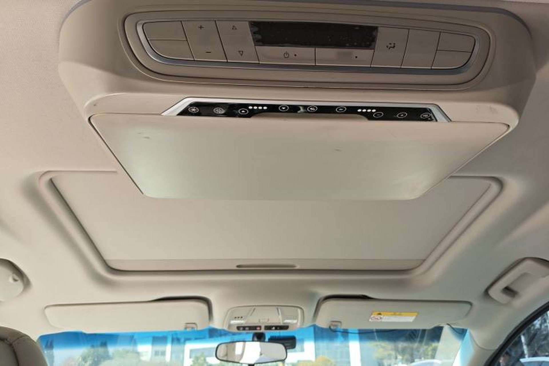 Used Buick GL8 2018 ES 28T Comfort Model China VI Standard Headliner
