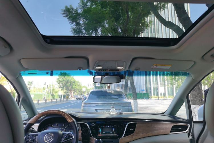 Used Buick GL8 2018 ES 28T Comfort Model China VI Standard Headliner