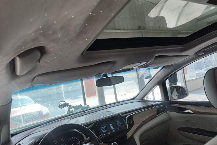 Used Buick GL8 2018 ES 28T Comfort Model China VI Standard Headliner
