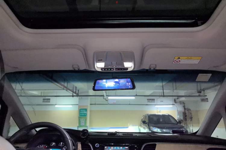 Used Buick GL8 2018 ES 28T Comfort Model China VI Standard Headliner