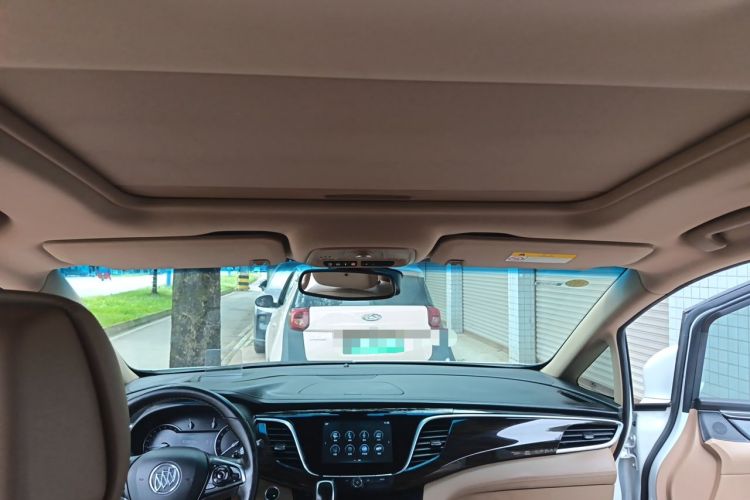 Used Buick GL8 2018 ES 28T Flagship Model China VI Standard Headliner