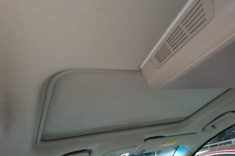 Used Buick GL8 2018 ES 28T Comfort Model China VI Standard Headliner