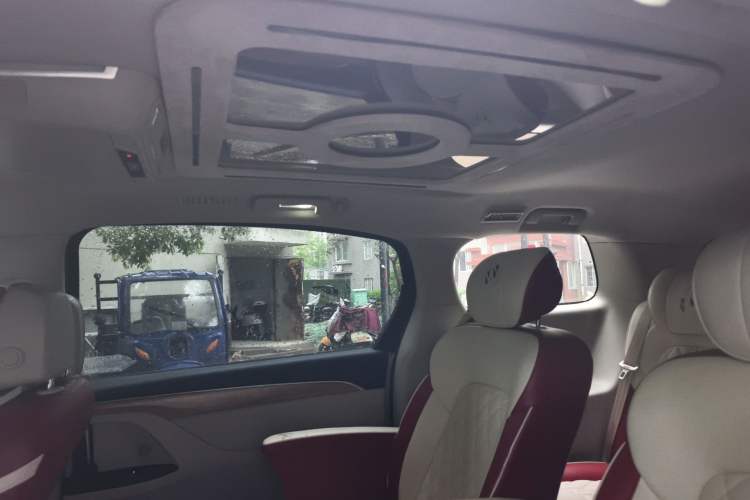 Used Buick GL8 2018 ES 28T Comfort Model China VI Standard Headliner