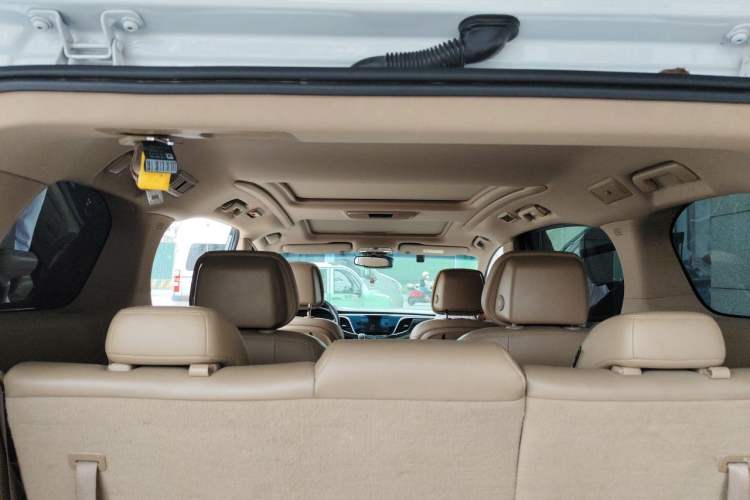 Used Buick GL8 2018 ES 28T Luxury Model China VI Standard Headliner