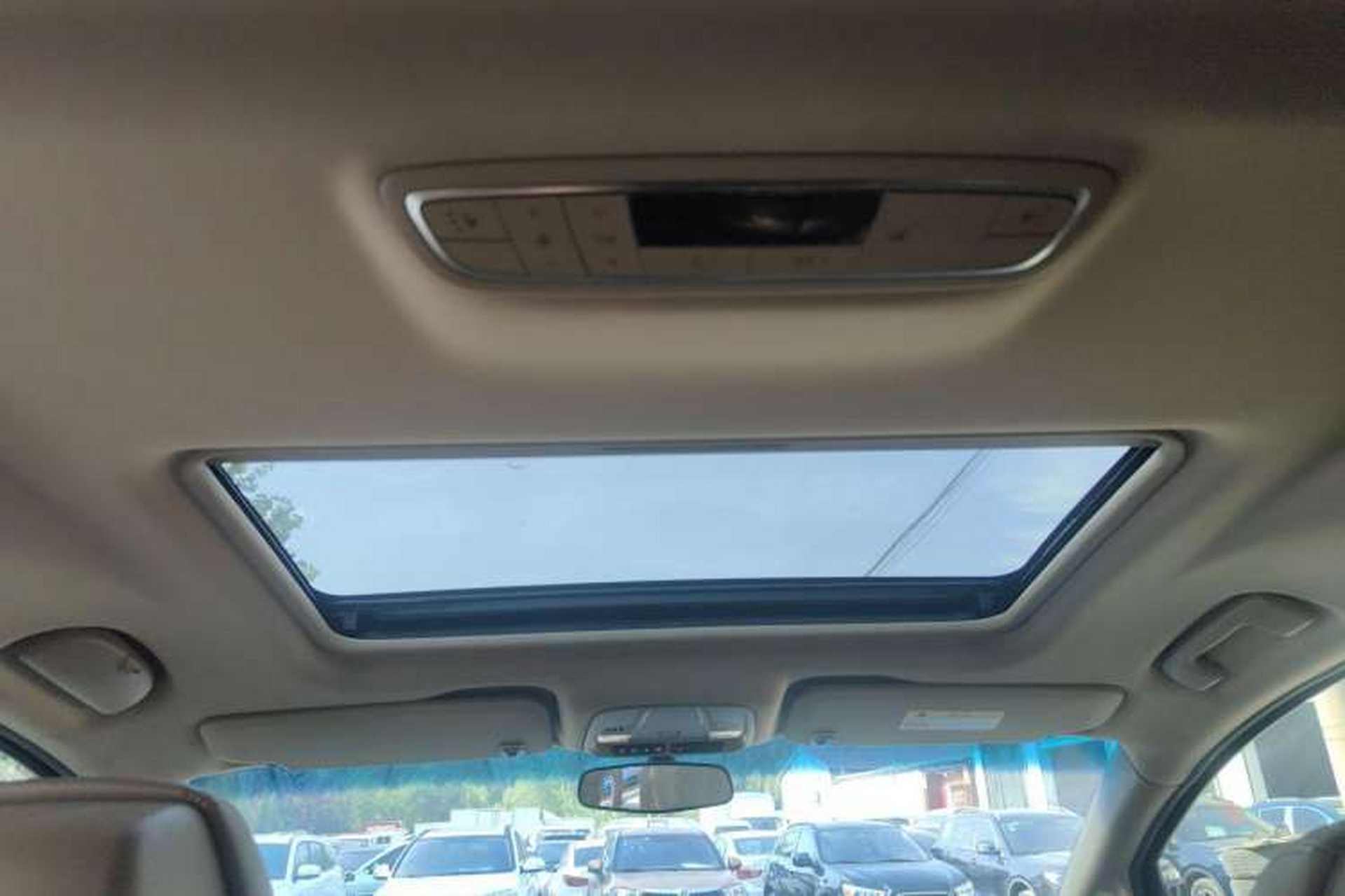 Used Buick GL8 2018 ES 28T Premium Model China VI Standard Headliner