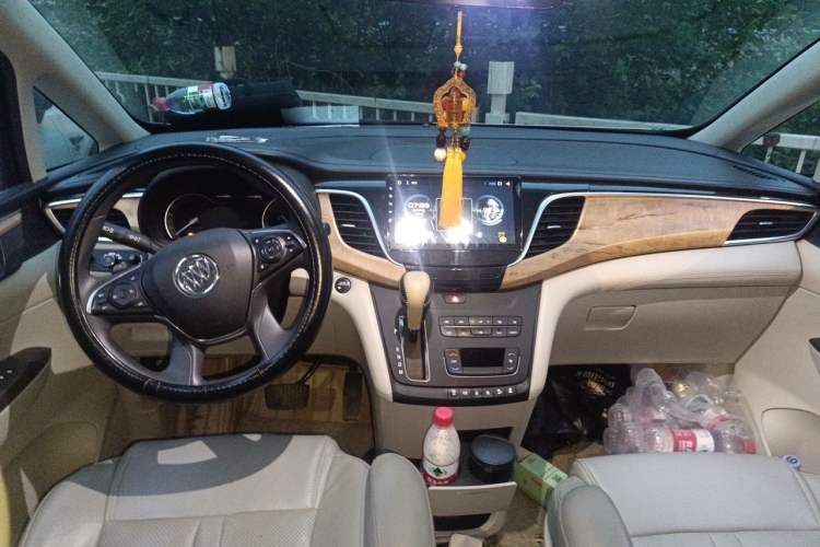 Used Buick GL8 2018 ES 28T Comfort Model China VI Standard Headliner