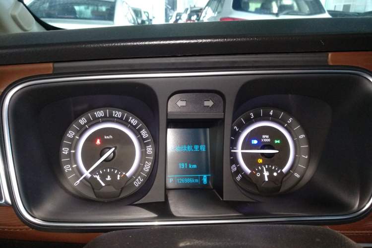 Used Buick GL8 2018 28T Luxury Model China VI Standard Instrument Cluster