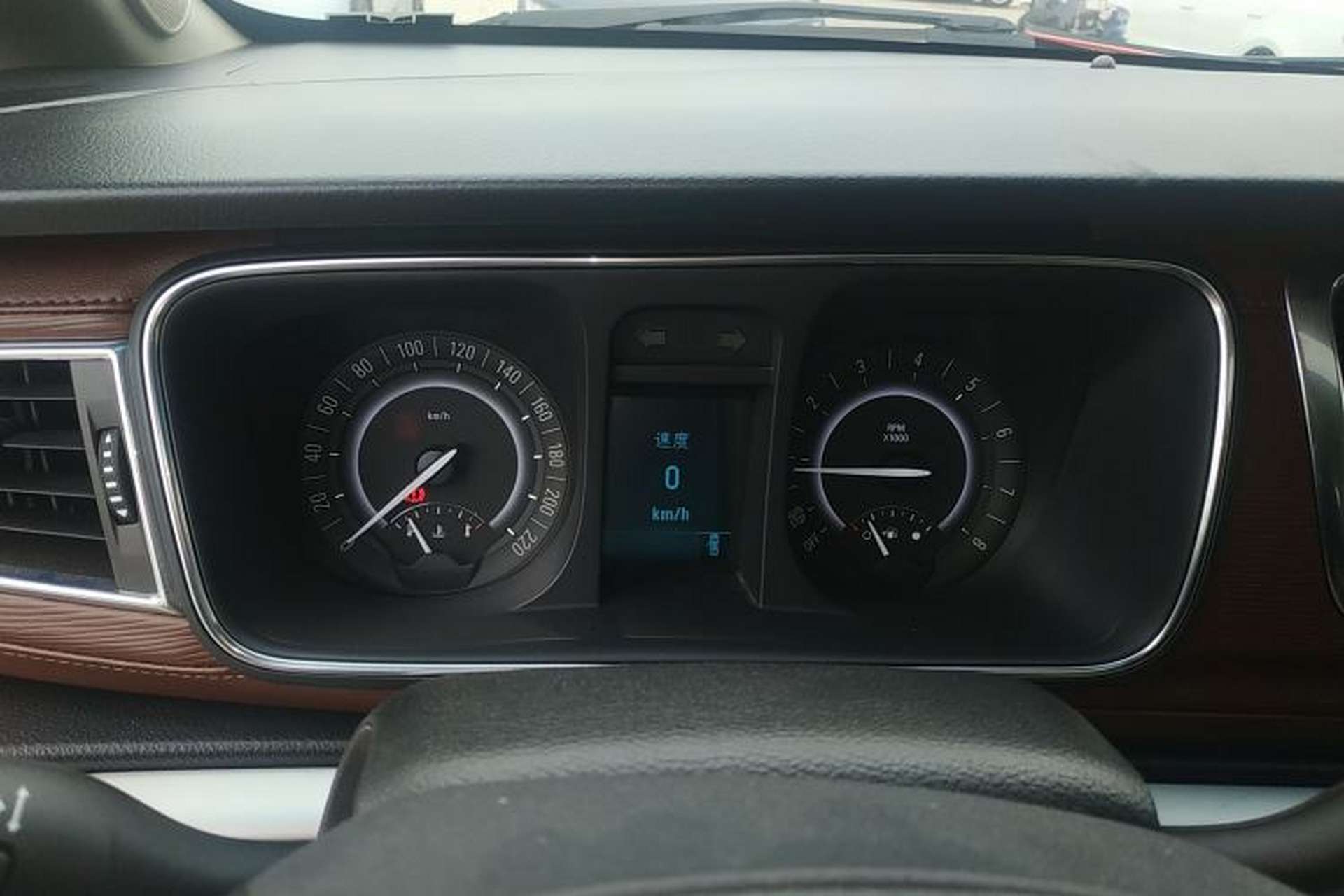 Used Buick GL8 2018 28T Luxury Model China VI Standard Instrument Cluster