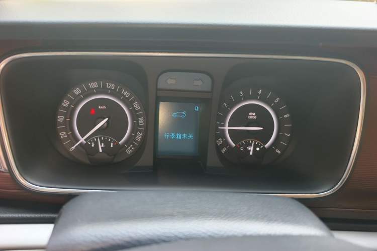 Used Buick GL8 2018 28T Prestige Version China VI Standard Instrument Cluster